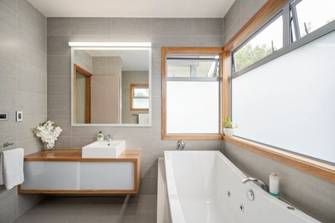 Photo of property in 1 Yankee Lane, Whitianga, 3510