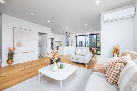 Photo of property in 6a Treasury Place, Onehunga, Auckland, 1061