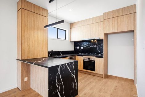 Photo of property in 2/258 Lake Road, Hauraki, Auckland, 0622