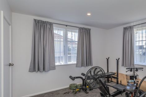 Photo of property in 51 Winchester Street, Levin, 5510