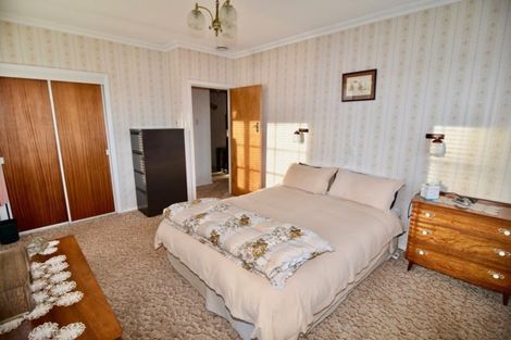 Photo of property in 18 Kent Street, Carterton, 5713