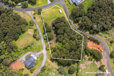 Photo of property in 75 Tarapatiki Drive, Whitianga, 3510