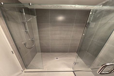 Photo of property in 1/267 Great North Road, Henderson, Auckland, 0612