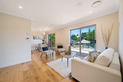 Photo of property in 693a Great North Road, Grey Lynn, Auckland, 1021
