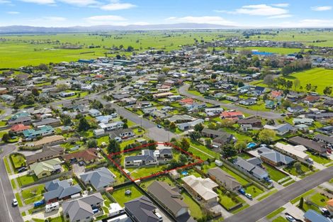 Photo of property in 14 Parfitt Place, Ngatea, 3503