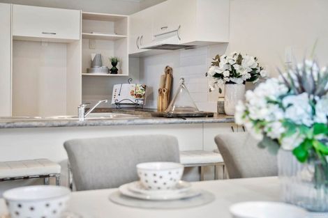 Photo of property in 14 Les Marston Place, Pukekohe, 2120