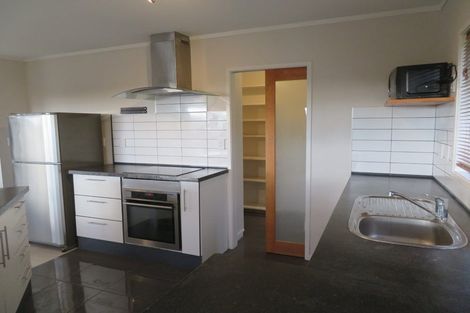 Photo of property in 3 Merrill Place, Birkdale, Auckland, 0626