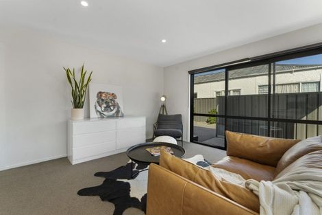 Photo of property in 16 Molyneux Avenue, Cromwell, 9310