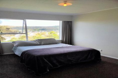 Photo of property in 25 Pencarrow Crescent, Wainuiomata, Lower Hutt, 5014