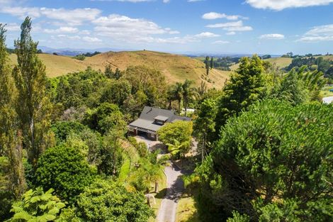 Photo of property in 636 Kaitemako Road, Welcome Bay, Tauranga, 3175