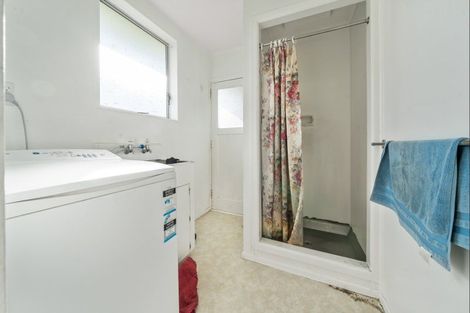 Photo of property in 22 Tavistock Street, Westown, New Plymouth, 4310