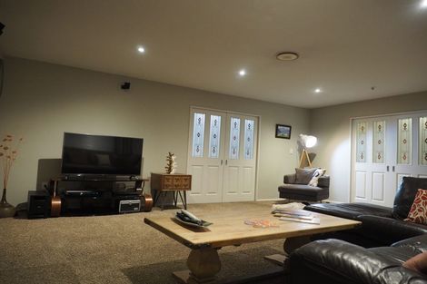 Photo of property in 8 Amner Place, Bluff Hill, Napier, 4110