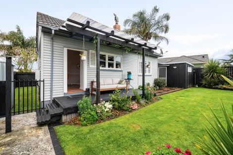 Photo of property in 84 Norton Road, Frankton, Hamilton, 3204