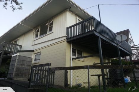 Photo of property in 2/20b Verbena Road, Birkdale, Auckland, 0626