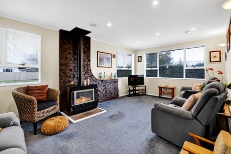 Photo of property in 10 Pitt Street, Normanby, Hawera, 4614