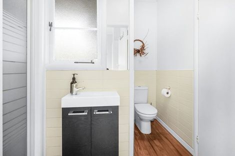 Photo of property in 15 Tamihana Avenue, Fairfield, Hamilton, 3214