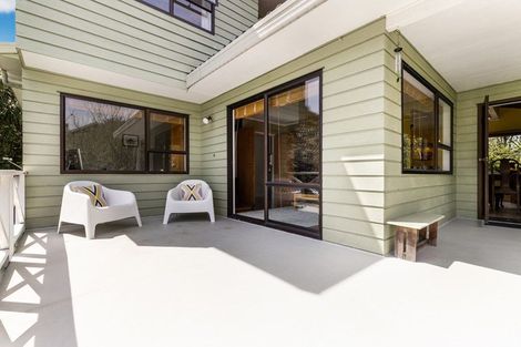 Photo of property in 2/41 Lyons Avenue, Murrays Bay, Auckland, 0630