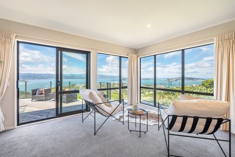 Photo of property in 42 Gurkha Crescent, Khandallah, Wellington, 6035