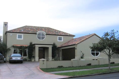 Photo of property in 4 Fairfield Lane, East Tamaki Heights, Auckland, 2016