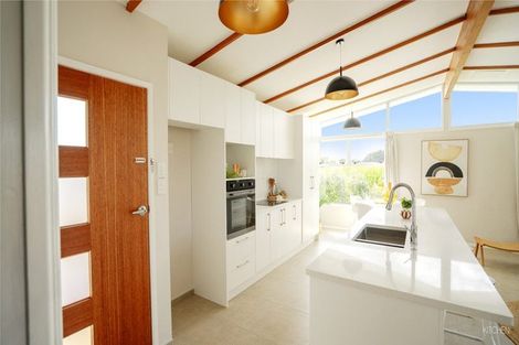 Photo of property in 37 Shoemaker Road, Waipu, 0510