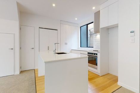 Photo of property in 16/80 Seatoun Heights Road, Seatoun, Wellington, 6022