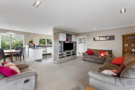 Photo of property in 53 Waipounamu Drive, Kelson, Lower Hutt, 5010