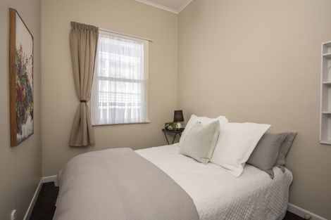 Photo of property in 296 Karori Road, Karori, Wellington, 6012