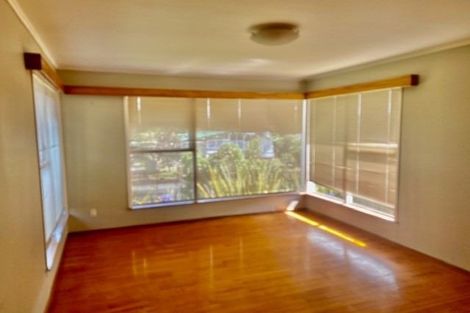 Photo of property in 7 Grimshaw Place, Henderson, Auckland, 0612
