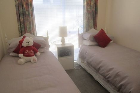 Photo of property in 1/169 Whites Line East, Waiwhetu, Lower Hutt, 5010