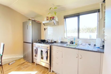 Photo of property in 9 Kiekie Road, Mangere Bridge, Auckland, 2022