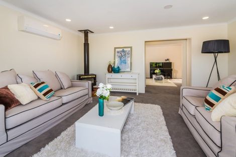 Photo of property in 129 Stapleford Crescent, Browns Bay, Auckland, 0630