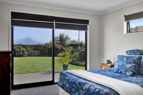 Photo of property in 472 Turuturu Road, Hawera, 4674