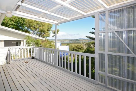 Photo of property in 14 Raumati Terrace, Khandallah, Wellington, 6035