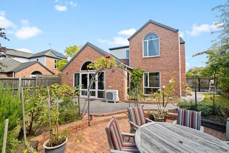 Photo of property in 1 Elmwood Road, Strowan, Christchurch, 8052