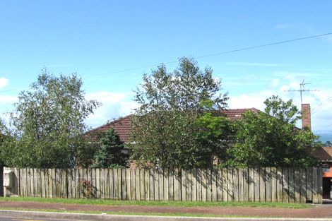 Photo of property in 5 Gill Crescent, Blockhouse Bay, Auckland, 0600