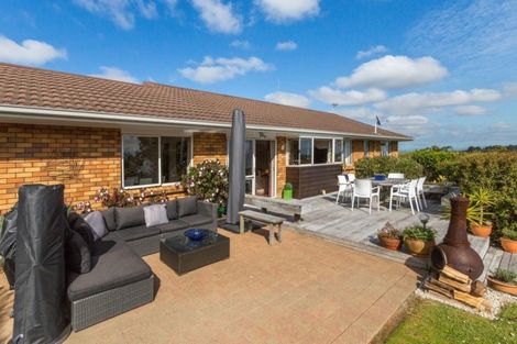 Photo of property in 13 Crescent Hills Court, Northpark, Auckland, 2013