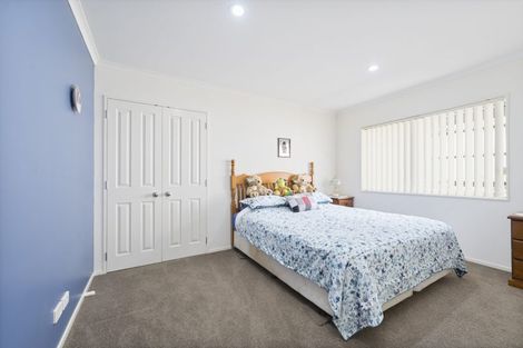 Photo of property in 4 Sandhurst Rise, Henderson, Auckland, 0612