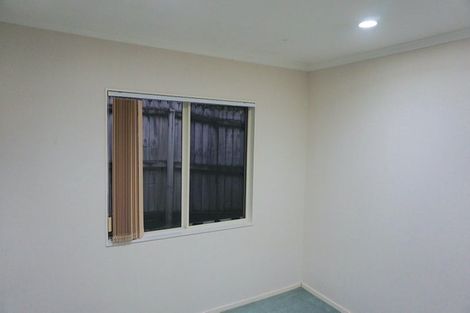 Photo of property in 7 Mullagh Place, East Tamaki Heights, Auckland, 2016