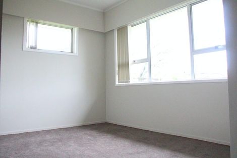 Photo of property in 39 Zita Maria Drive, Massey, Auckland, 0614