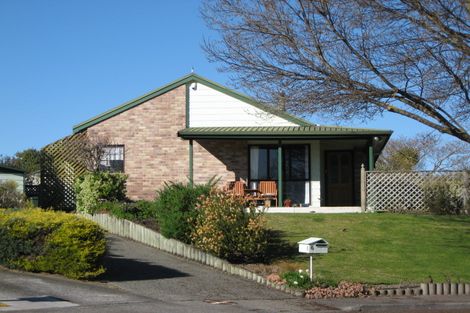 Photo of property in 6 Pomeroy Place, Havelock North, 4130