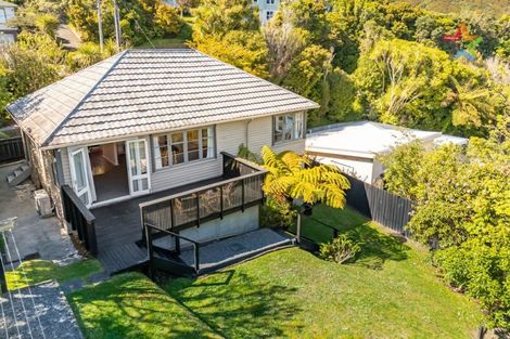 Photo of property in 3 Montgomery Avenue, Karori, Wellington, 6012
