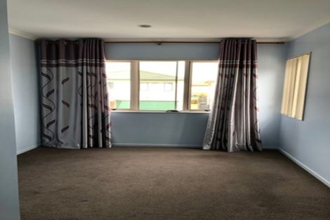 Photo of property in 25 Maypark Crescent, Flat Bush, Auckland, 2016