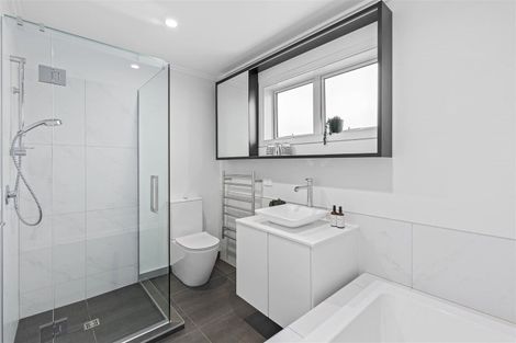 Photo of property in 11 Frances Bryers Road, Hobsonville, Auckland, 0616