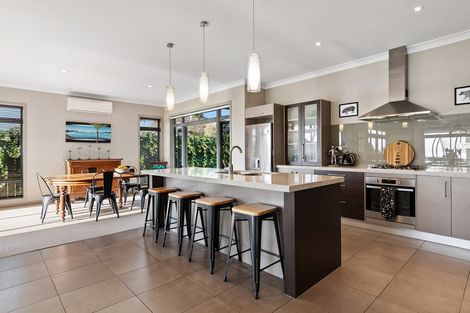 Photo of property in 124 Hamurana Road, Omokoroa, 3114