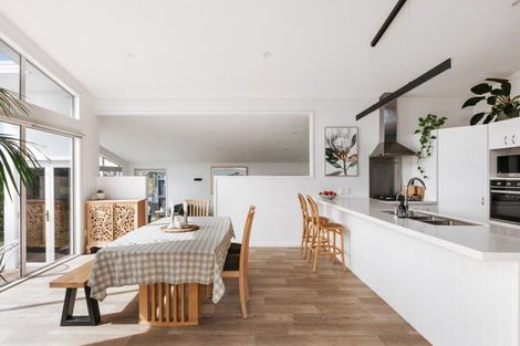 Photo of property in 29 Oriental Parade, Papamoa Beach, Papamoa, 3118