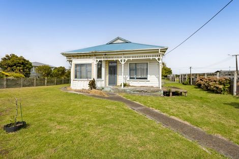 Photo of property in 11 Suffolk Street, Patea, 4520