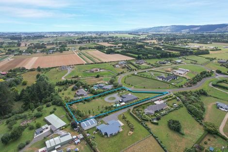 Photo of property in 49 Ohau Terraces, Ohau, Levin, 5570