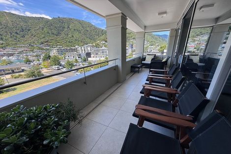 Photo of property in Oxleys Rock Apartments, 401/6 London Quay, Picton, 7220