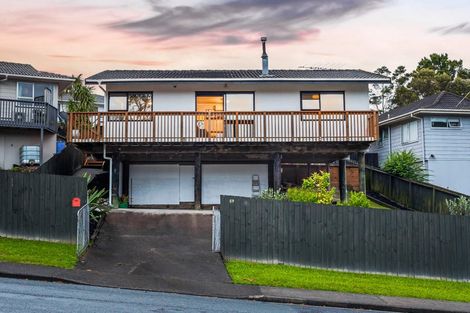 Photo of property in 59 Reynella Drive, Massey, Auckland, 0614