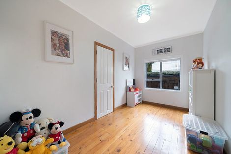 Photo of property in 12 Trig Road, West Harbour, Auckland, 0618